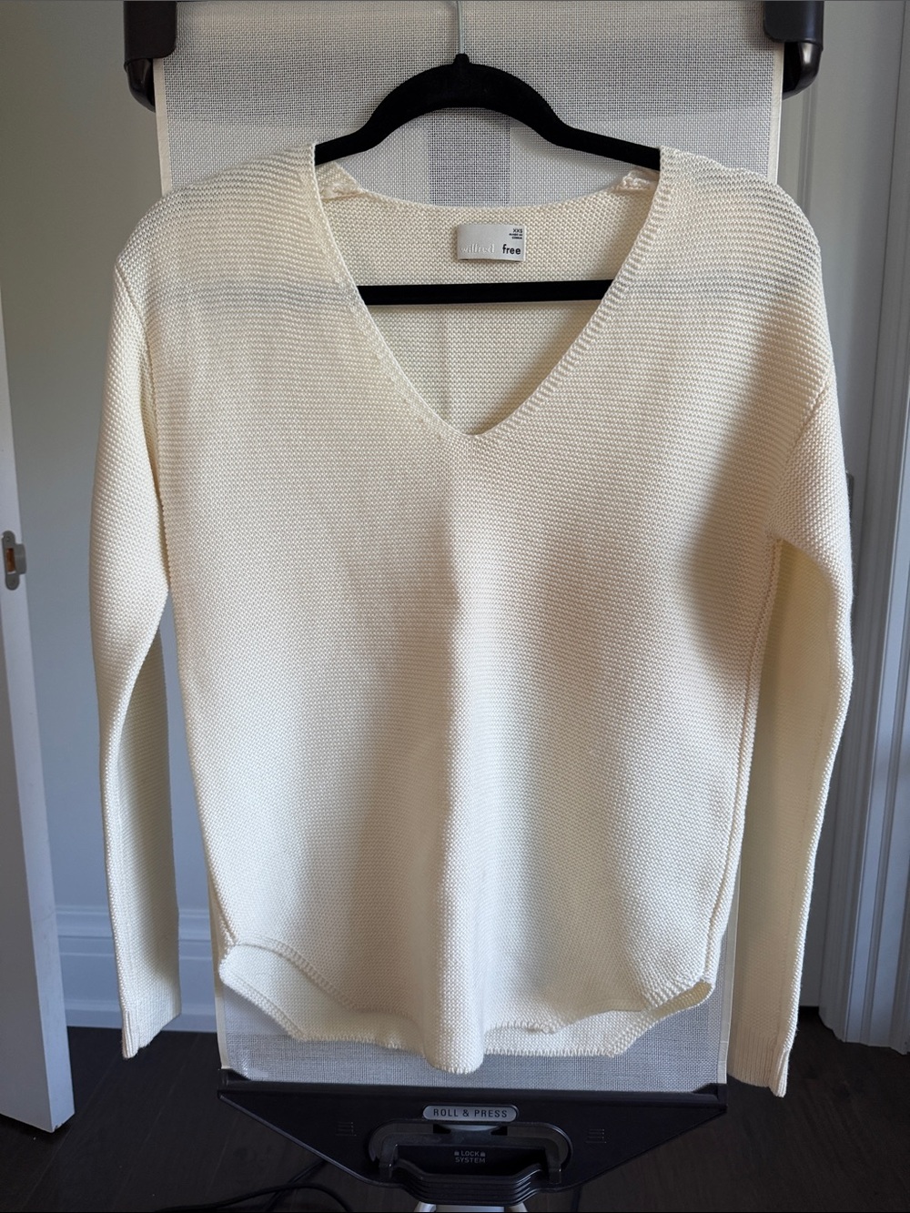 ARITZIA WOOL SWEATER